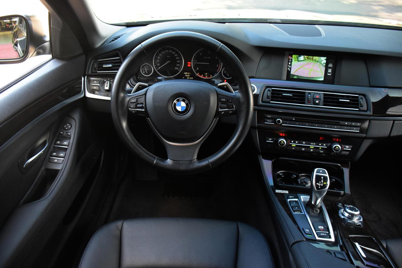 宝马牌bmw7251cl内饰