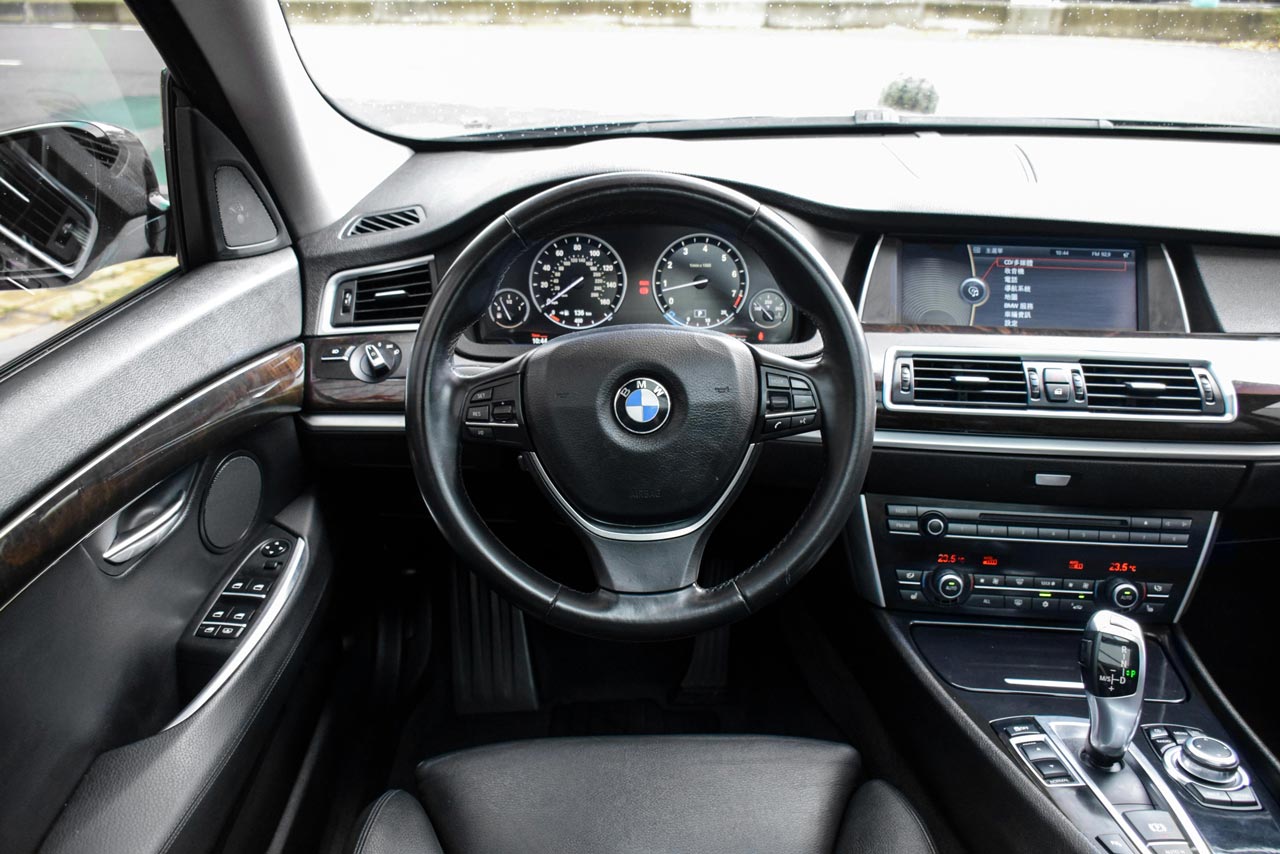bmw双稳态继电器电路图_电路图分享 bmw双稳态继电器电路图